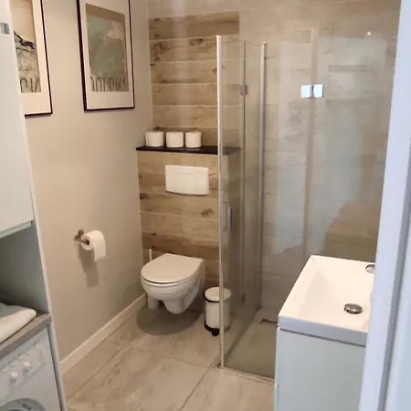 Szafarnia Lägenhet *